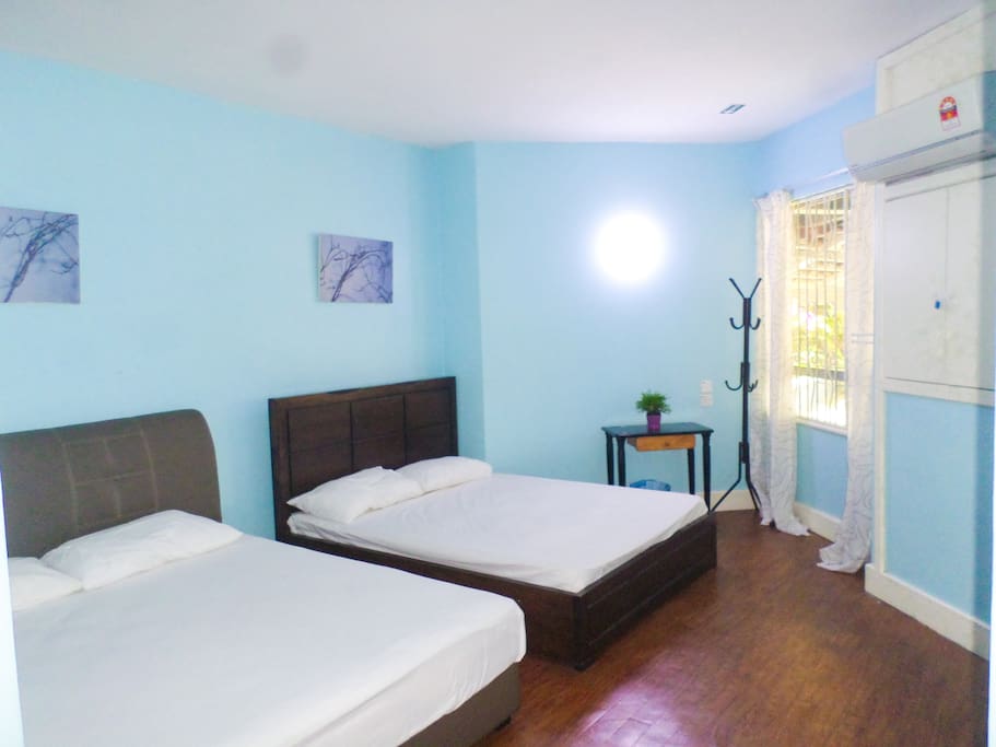 Bed room 1