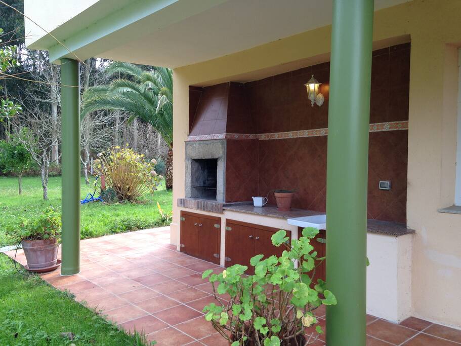 Barbacoa en el porche posterior