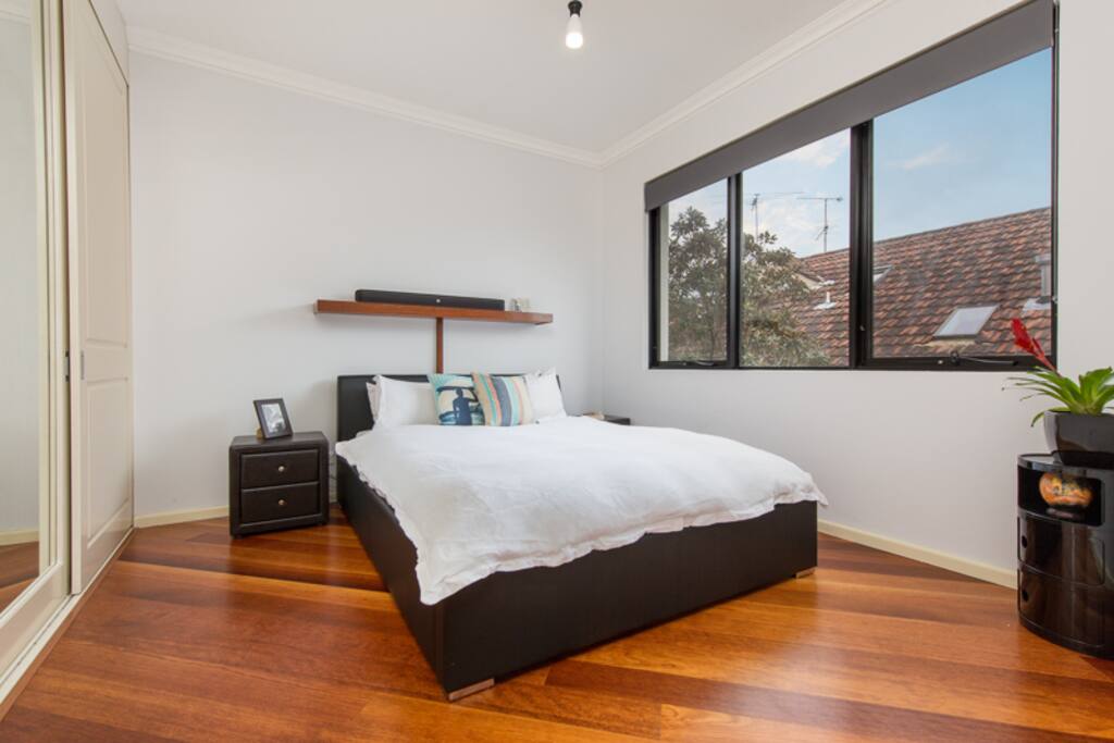 Giant Master Bedroom with His / Hers Wardrobe