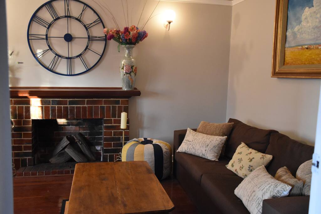 Front lounge room