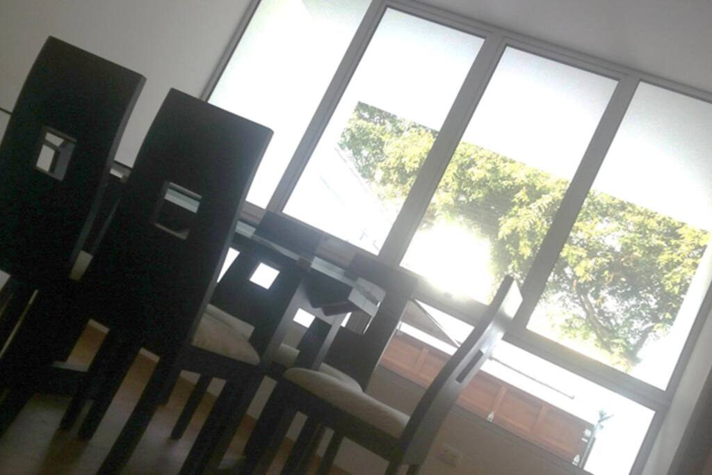 Comedor de departamento / Dining room