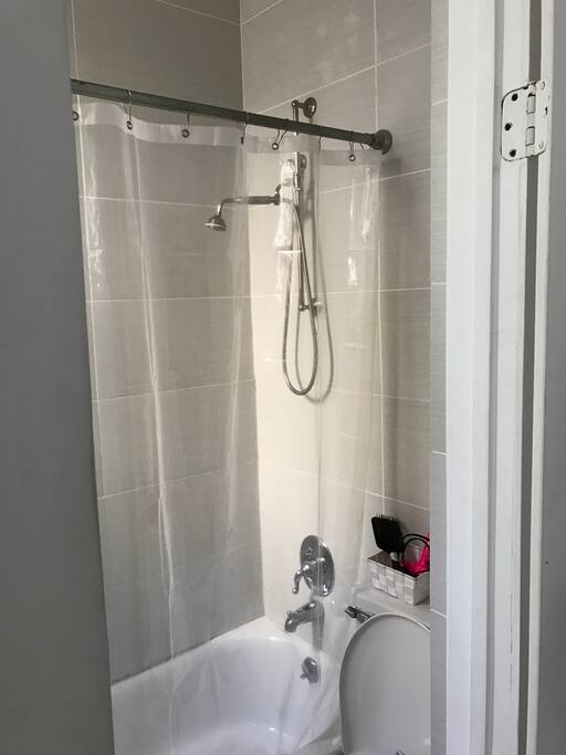 Cute cozy bathroom