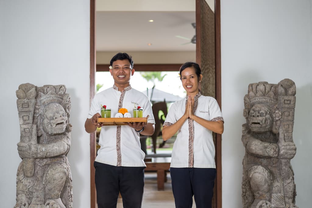 Our uniformed staff , including 2 housekeepers, chef, chauffeur and guards are here to make your stay a perfectly relaxing experience.