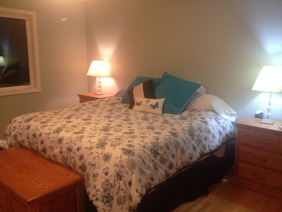 Master bedroom King Bed. Firm Mattress. Bath attached