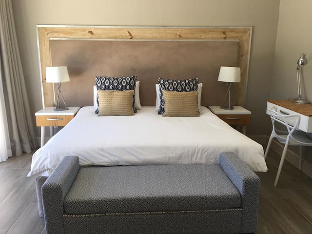 African Leisure Hotels - Stellenbosch B2