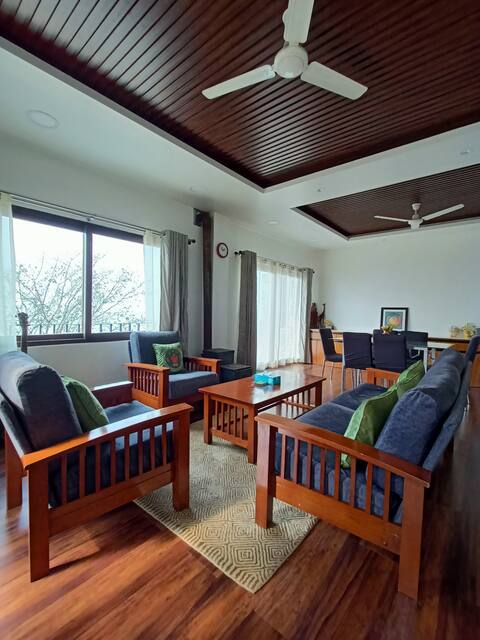 Luxury rooms, Mountain and River View in Kalimpong