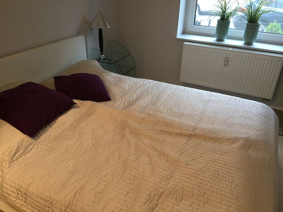 Double Bed