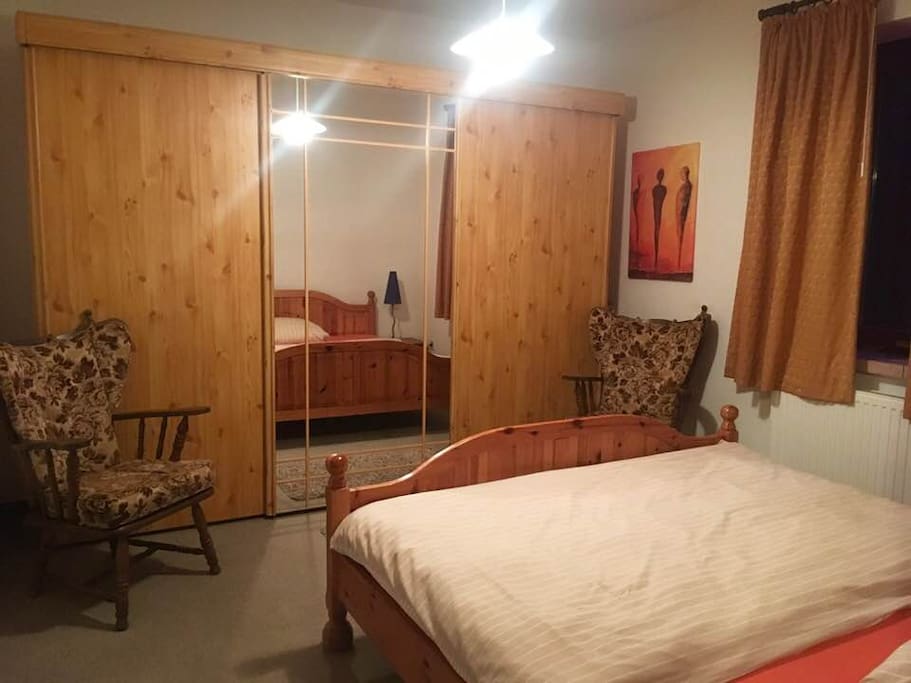 Schlafzimmer 3