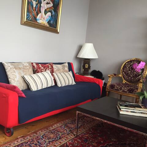 Gorgeous 2 Bed 2 Bath Flat