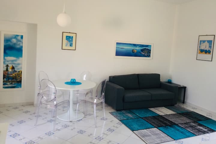 La Casa Al Porto-attico A Due Passi Dalla Spiaggia - Ischia Island