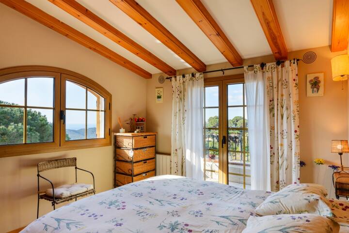 Spálňa 1 s manželskou posteľou