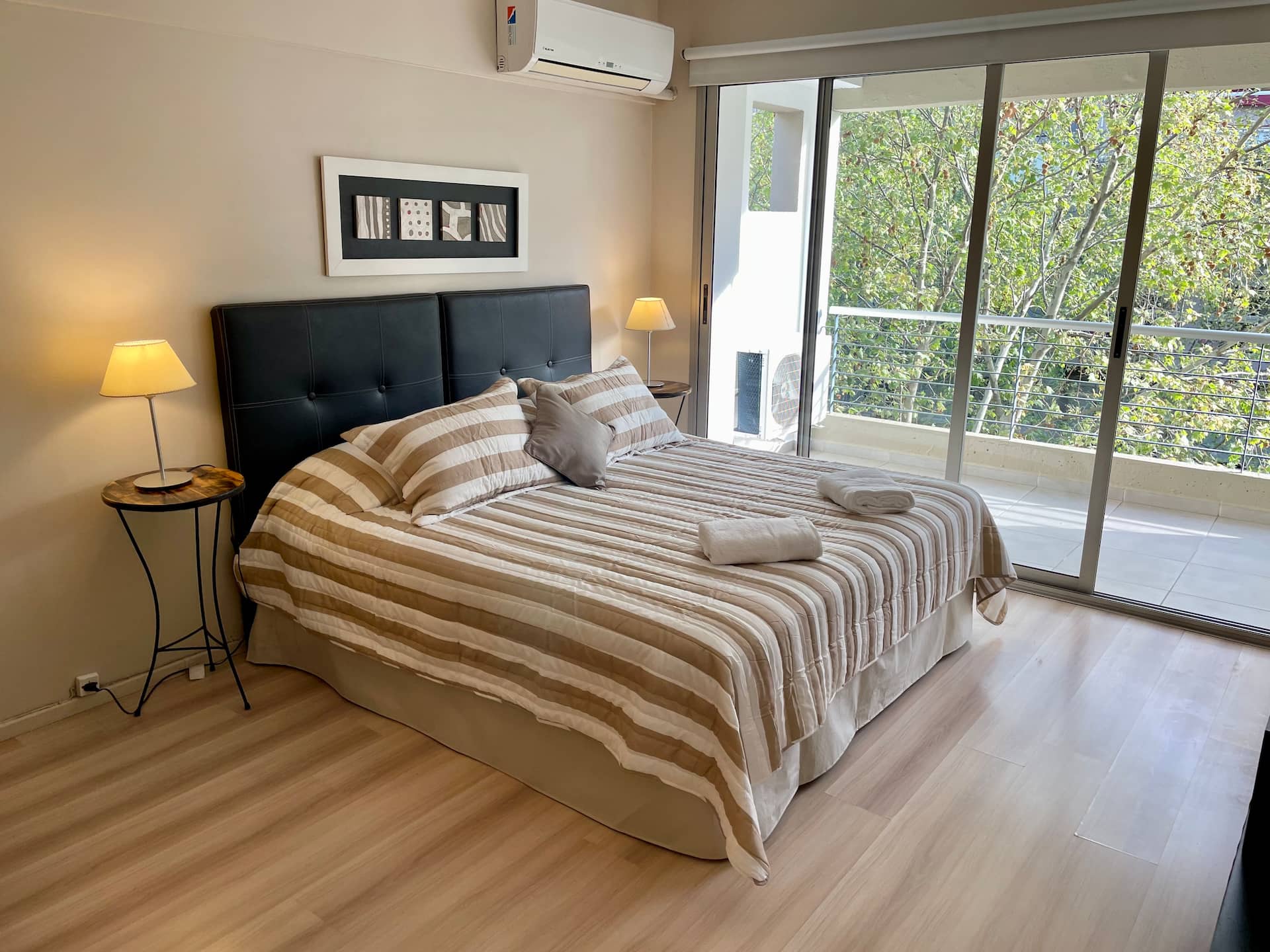 Kitnet com piscina em Palermo