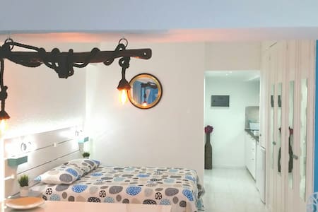 Ocean Dreams ~wi-fi~heated pool~Los Cristianos