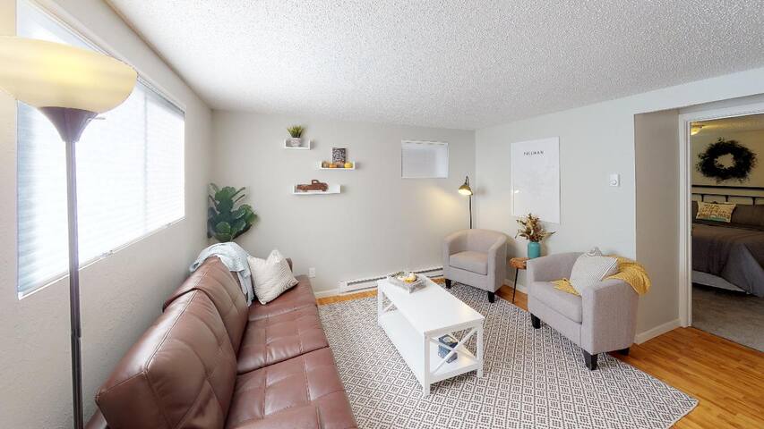 Airbnb Pullman Vacation Rentals Places To Stay