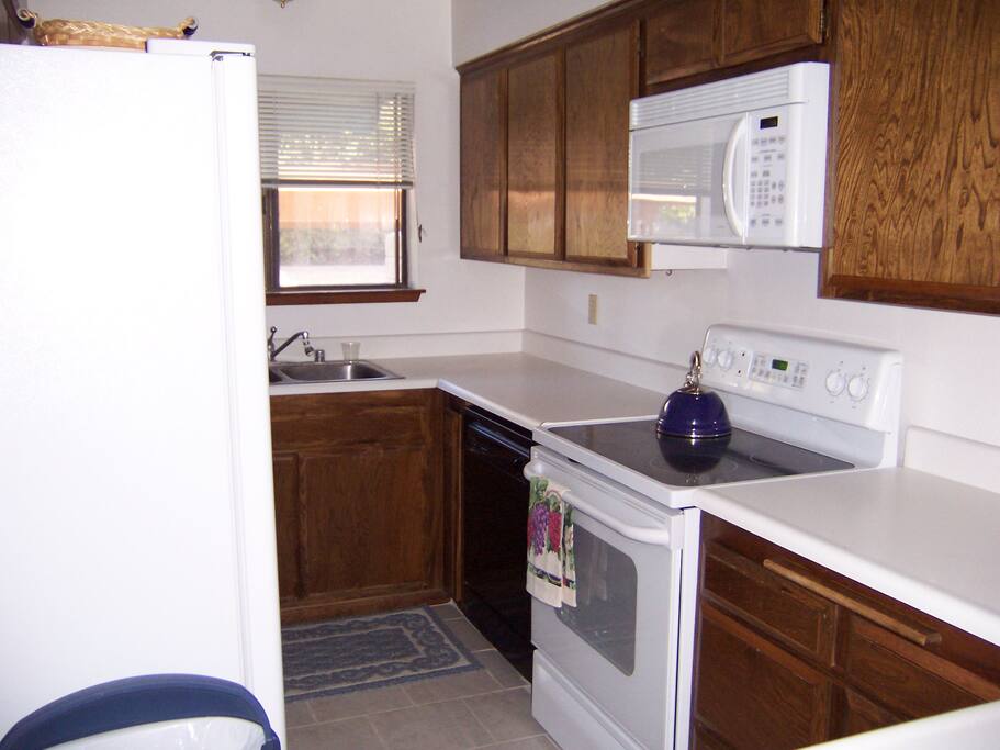 117 Pismo Shores-Kitchen