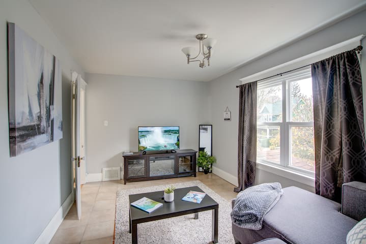 Character home minutes to the falls.