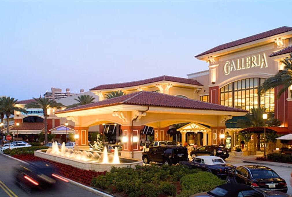 Perfect location next to gorgeous Galleria Mall!!!
