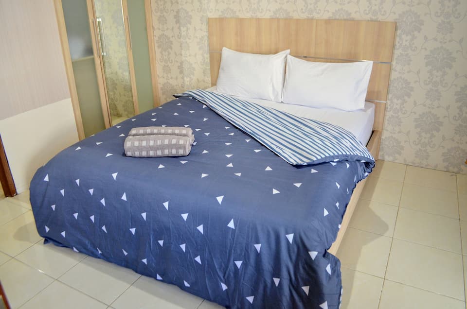 FAST wifi, HOT shower, FULL amenity, CHEAP parking