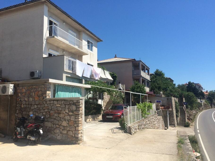 Obiteljska kuća