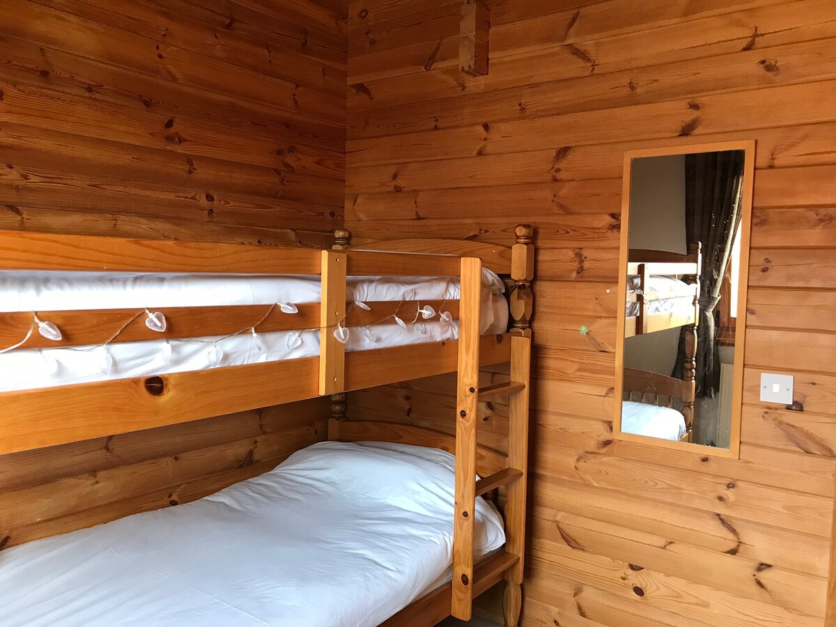 საძინებელი 3