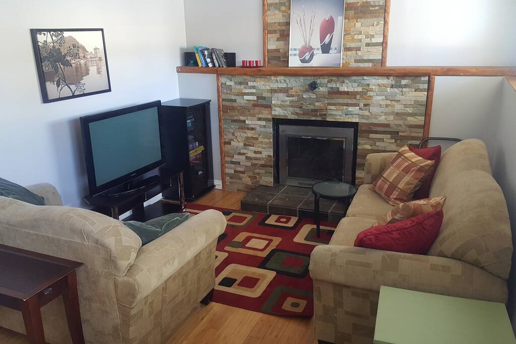Cozy Private Living room with Fireplace.