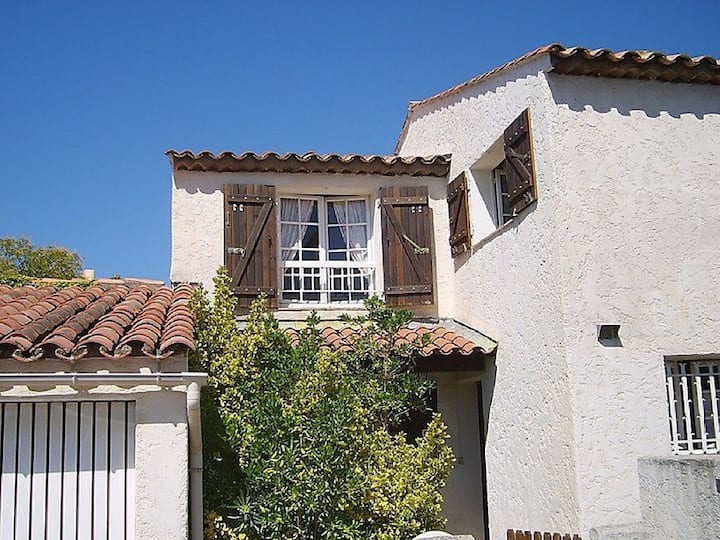 Townhouse ,, 3 + 1 Bedrooms, 2. 5 Bathrooms, Air Conditioning, Wifi Price Reduced - Les Issambres