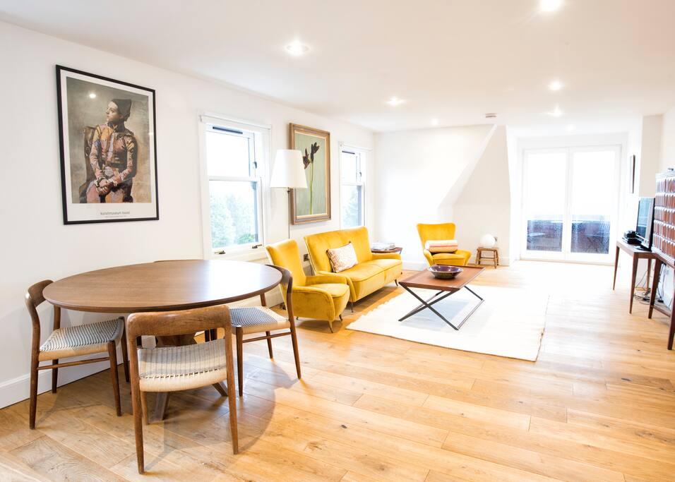 Lounge dining area