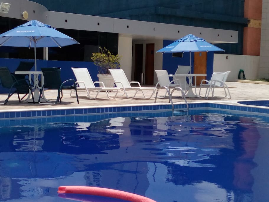 A Piscina /la pileta/The pool