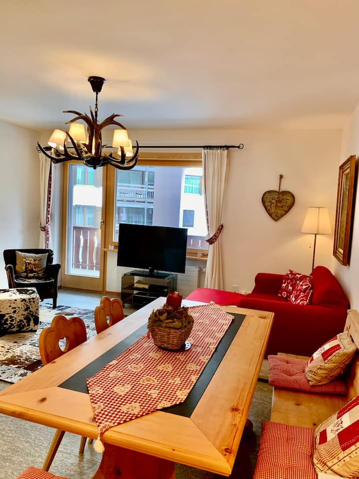 Sankt Moritz Dorf Apartment&parking For Adults - Sankt Moritz