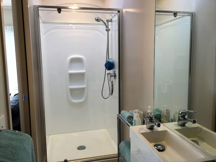 Top 14 Airbnb Vacation Rentals In Whangamata, New Zealand Updated