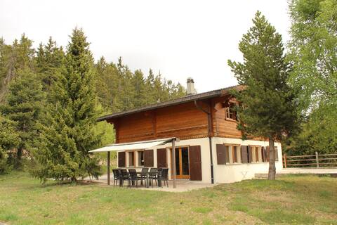 Family chalet – La Lyre, 10 people