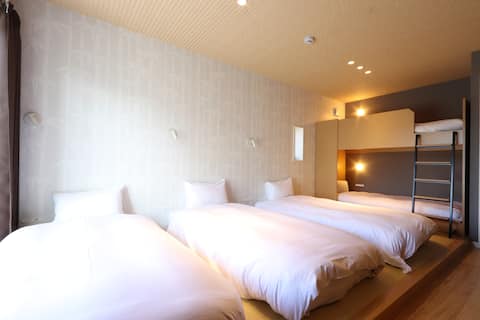 ShinOsaka/Large number of beds/Standard FamilyRoom