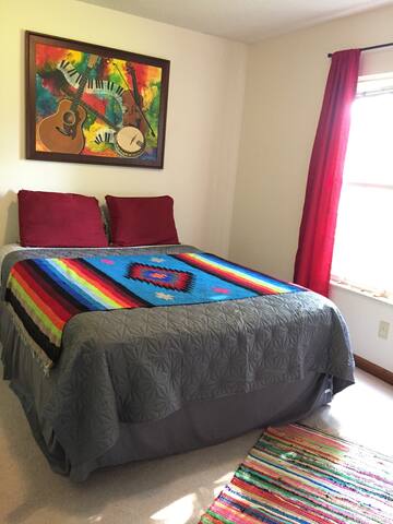 Sweet, clean home