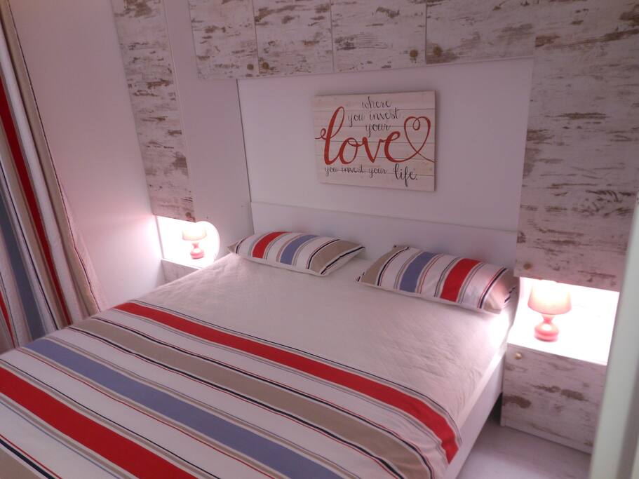 Comfortable king size double bed