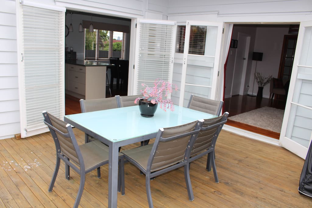 Great outdoor dining area