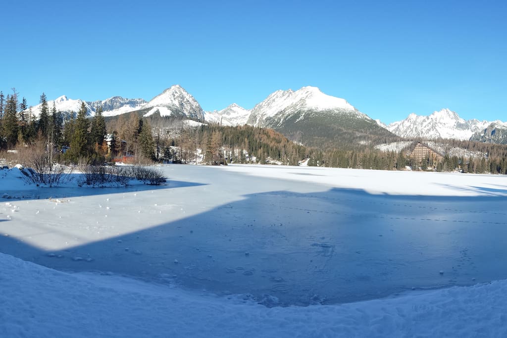Strbske pleso lake- 200m from apartment