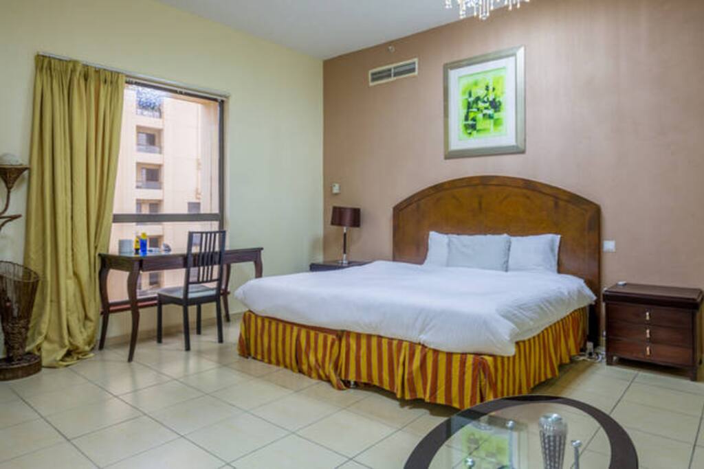 Entire Bedroom