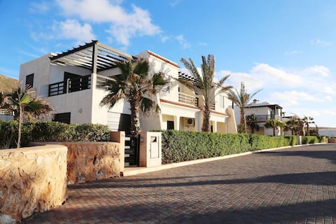 Aglou Center Villa for rent near Mirleft