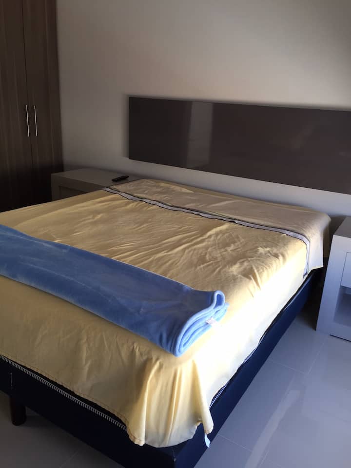 საძინებელი 1