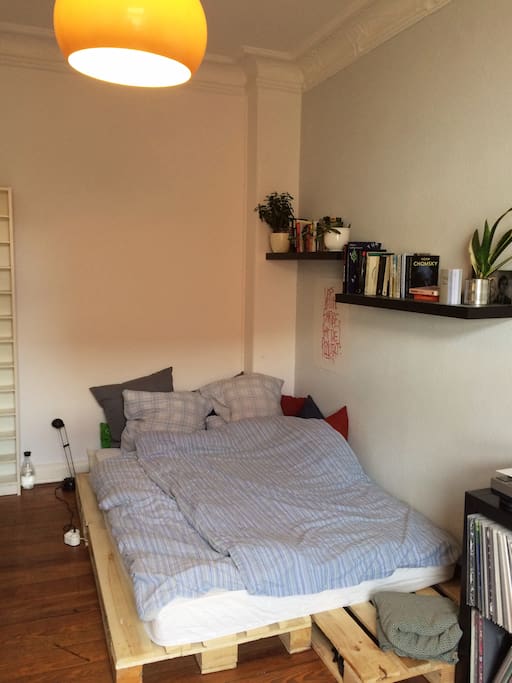 bed - big and cozy