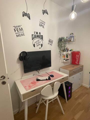 Fantastisk lokation, skøn 5 lejlighed, ren og pæn. gallery image 4