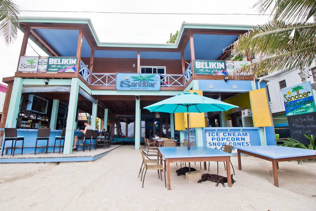 Beachfront entrance and restaurant