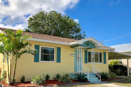 punta gorda airbnb florida rentals fl vacation superhost entire cottage pool
