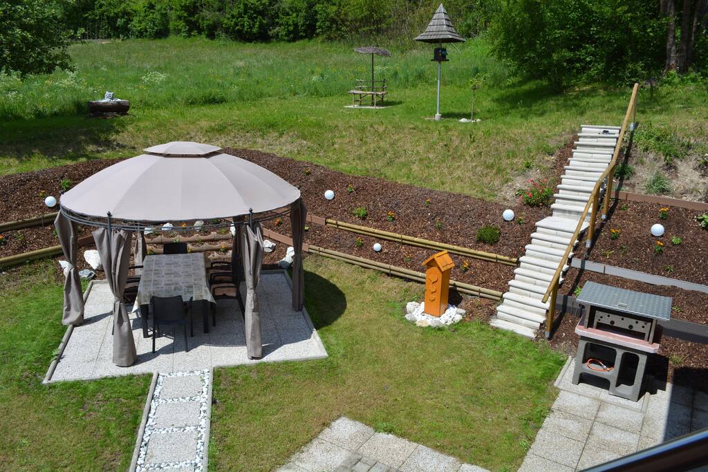 Garten mit Grillmöglichkeit