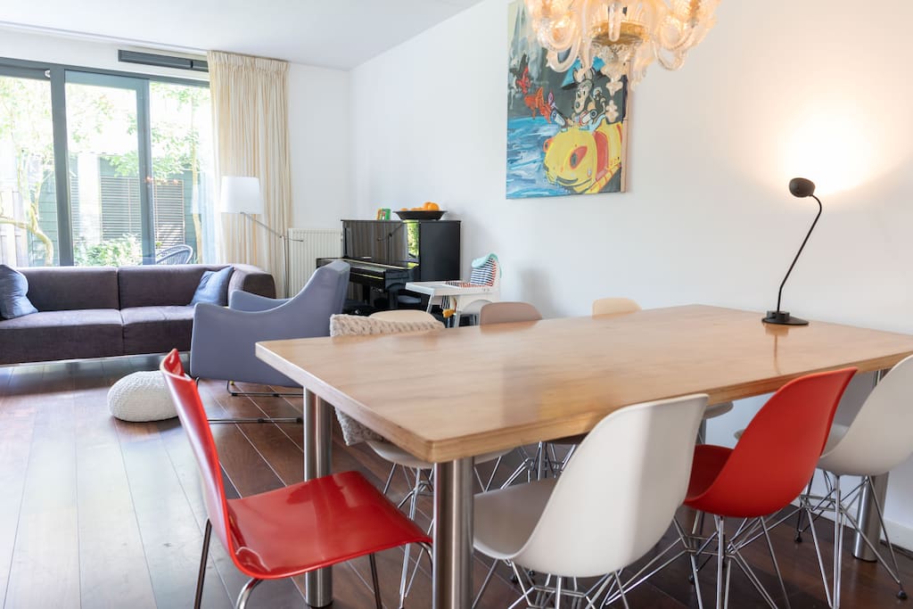 Lounge and dining area