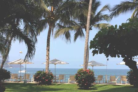 Exclusive Costera beach side condo