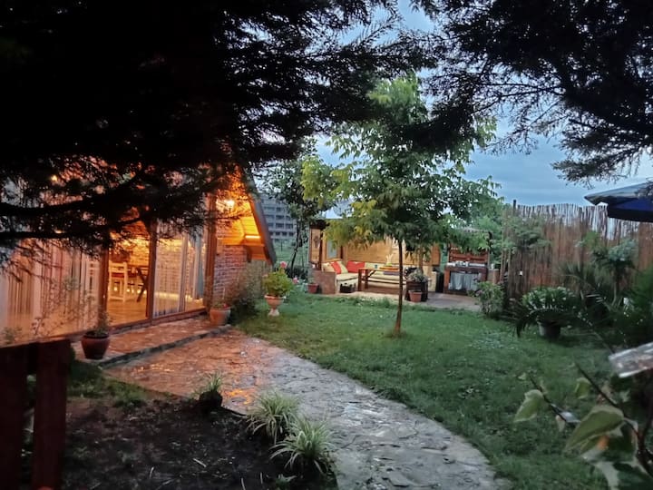 Tenora 1 cabin bungalow detached with pool