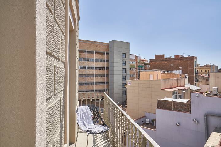 Modern Spacious 3BR flat&2 bathroom in Eixample gallery image 3