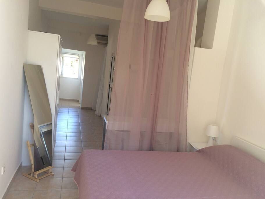 Double bed and main house