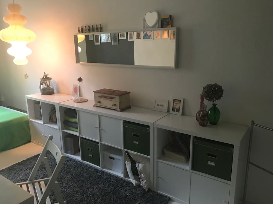 Guest room